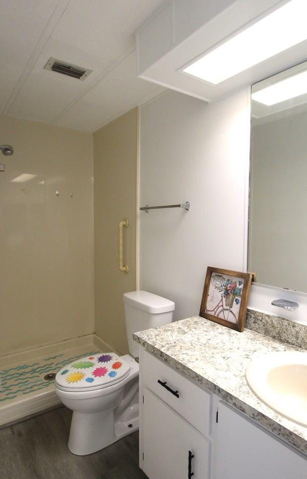 5803 Danbury Ln - Photo 6 of 18