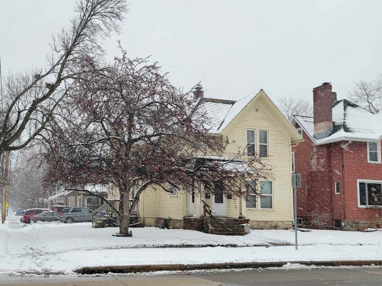 226 N Lawe St - Photo 2 of 18