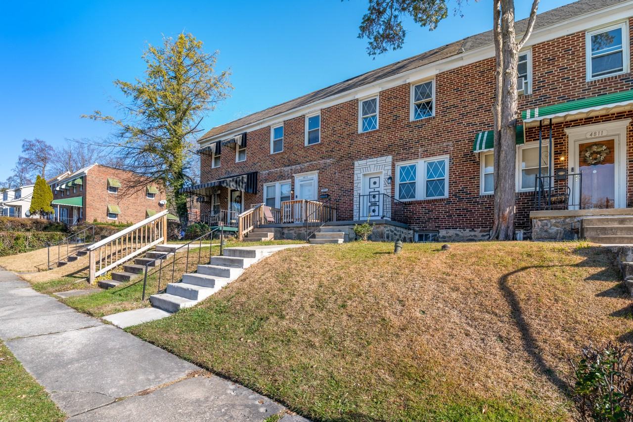 4813 Midwood Ave #1 - Photo 2 of 50