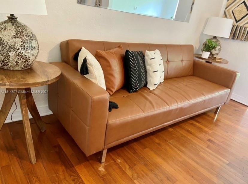 4619 Sw 10th St - Photo 5 of 30