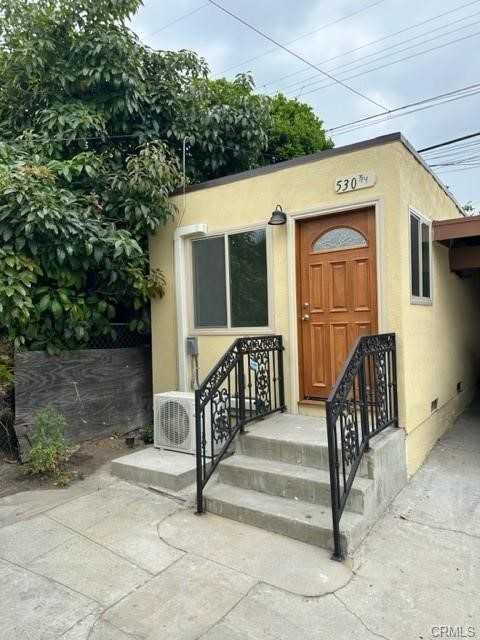 530 Eastmont Ave, East Los Angeles, CA 90022 Studio for 1,500/month