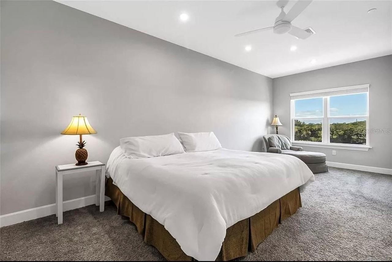 5569 Cannes Circle - Photo 7 of 17