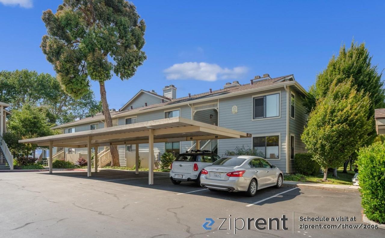 139 Shoreline Ct - Photo 3 of 20