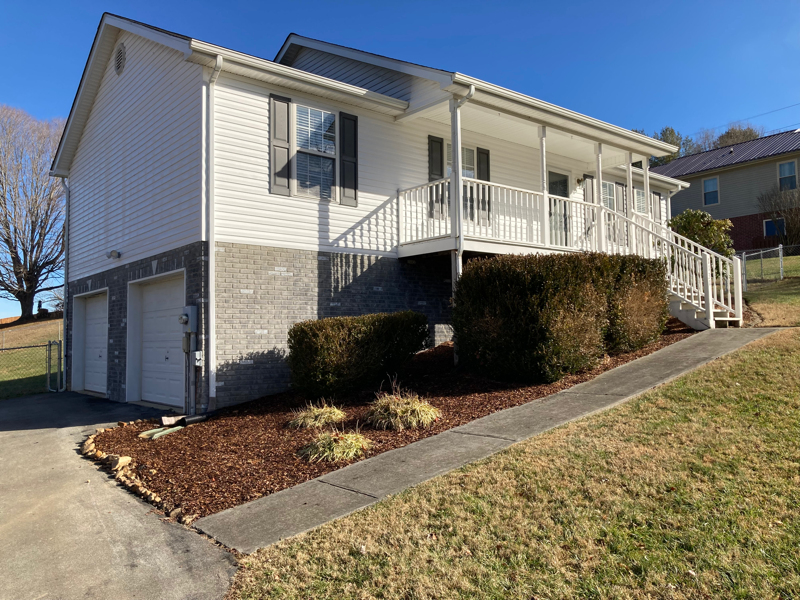 1131 Sugar Hollow Loop - Photo 3 of 22