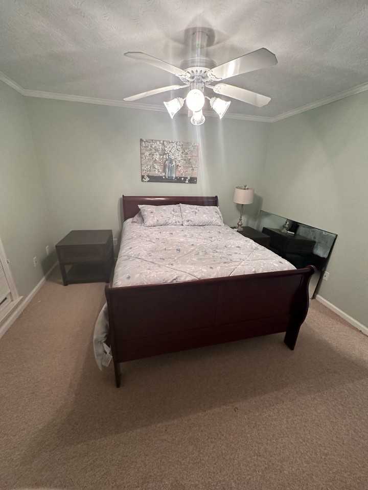 108 Mountain Hill Ct - Photo 2 of 3