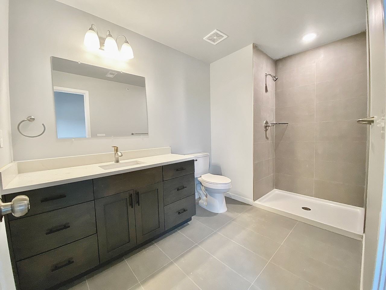 Ashbury Ct - Photo 7 of 15