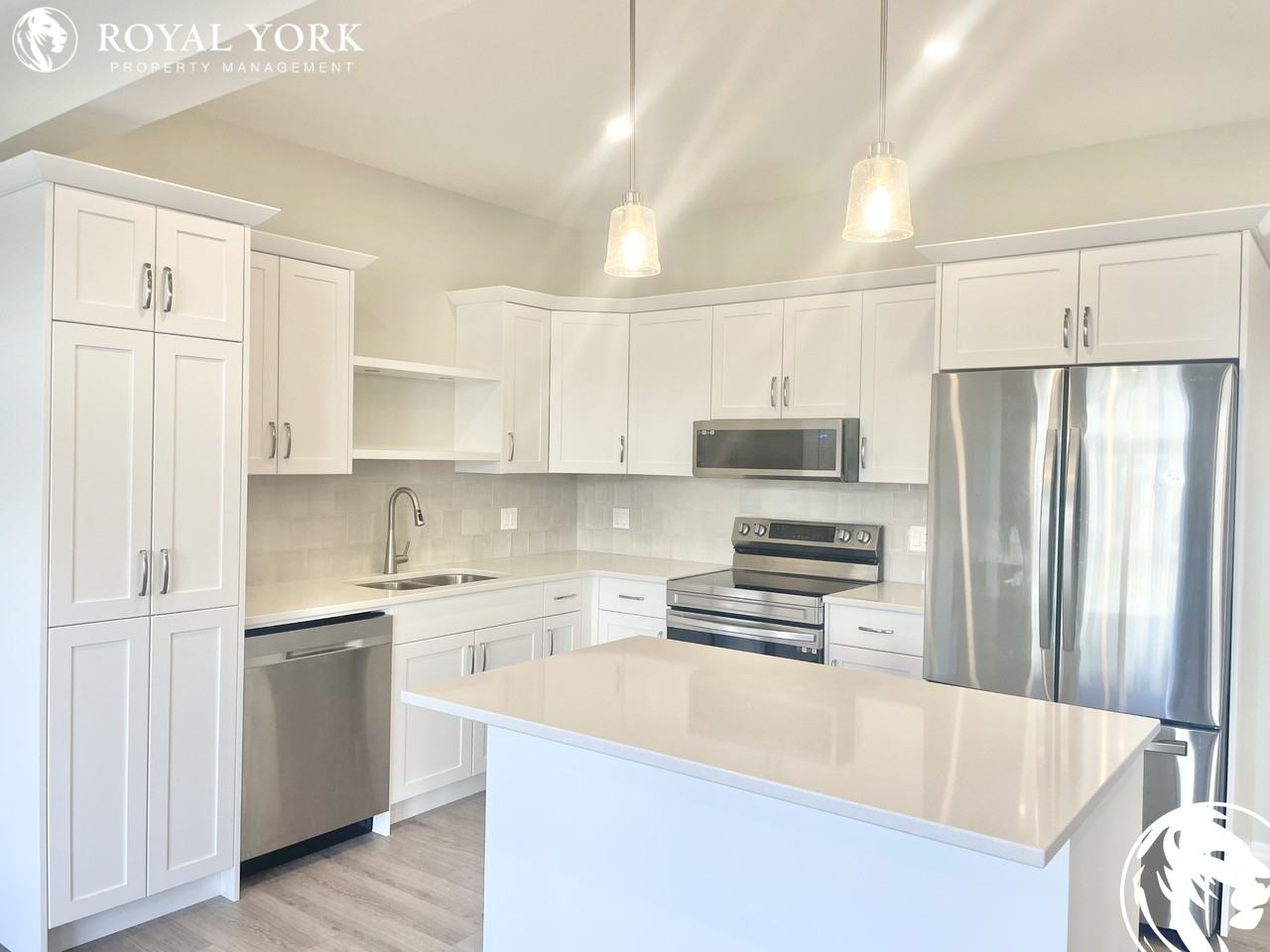 24 Keba Cres - Photo 3 of 50