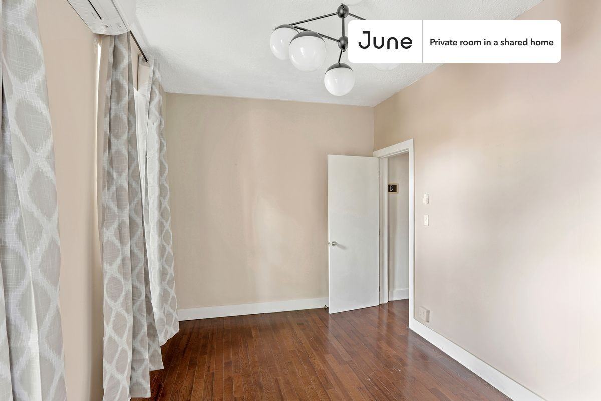 2141 Cortelyou Rd #B - Photo 2 of 11