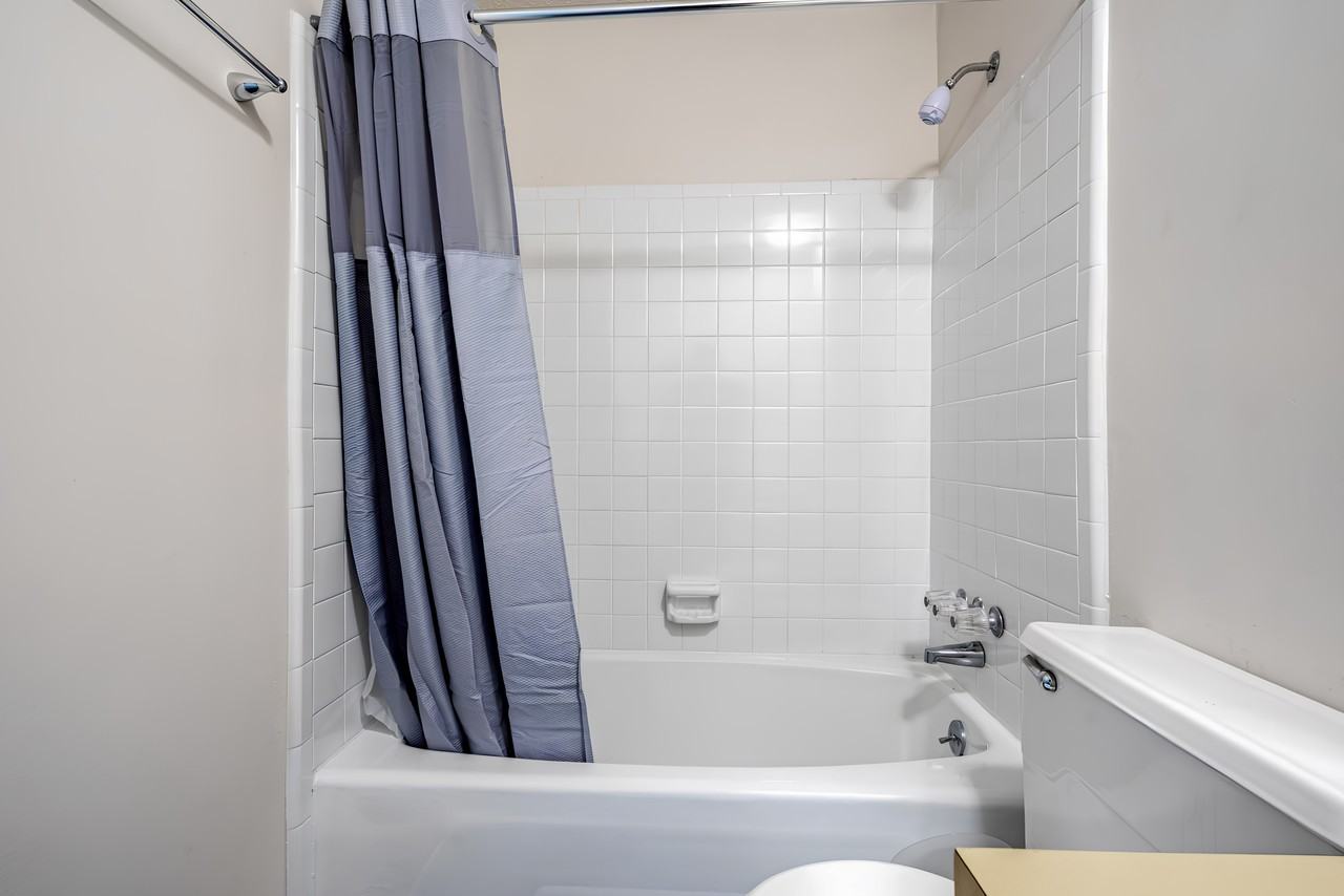 Tahoe Dr - Photo 6 of 13