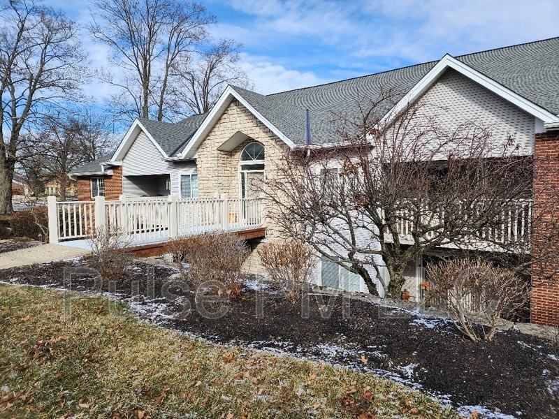 2990 Sequoia Dr - Photo 2 of 27