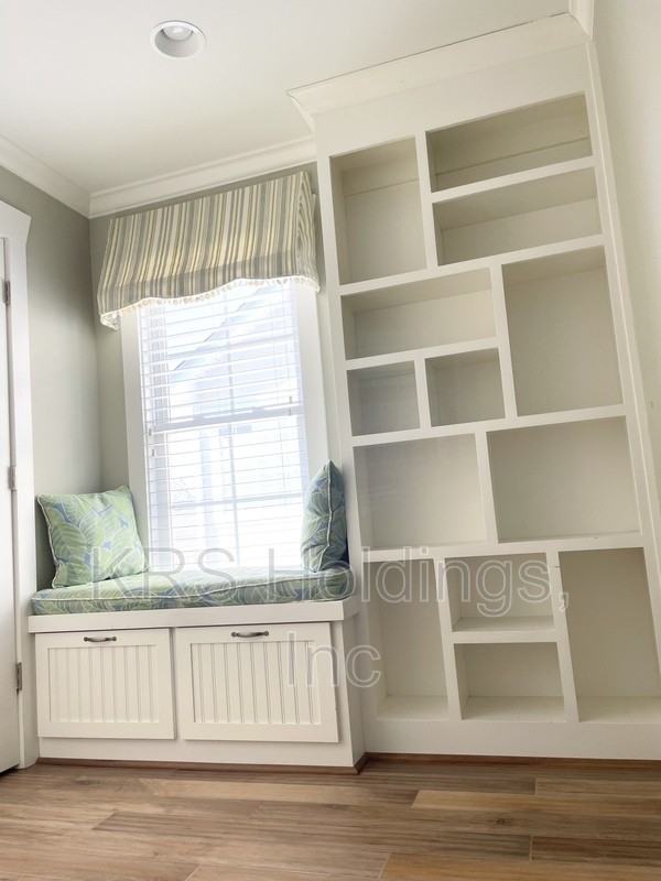 2604 E Pembroke Ave - Photo 6 of 34