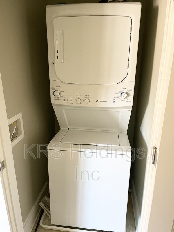 2604 E Pembroke Ave - Photo 7 of 34