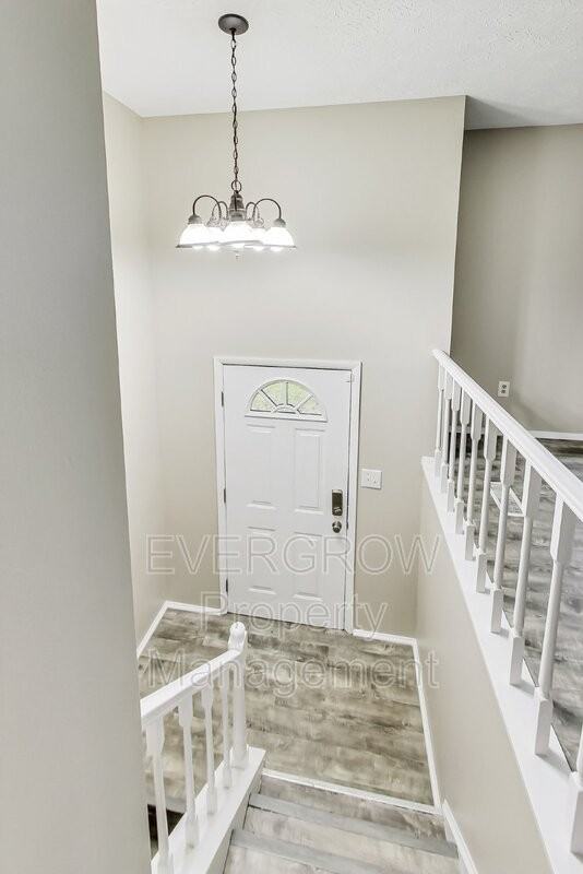 5310 Shelbyville Rd - Photo 4 of 41