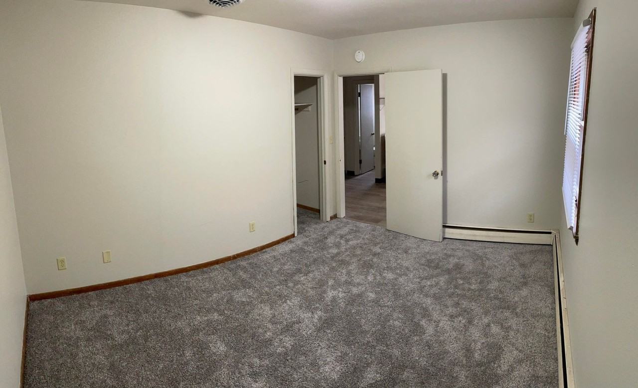 Cats Cradle Apts Apartments 9 1/2 9th St S, Fargo, ND 58103 Zumper