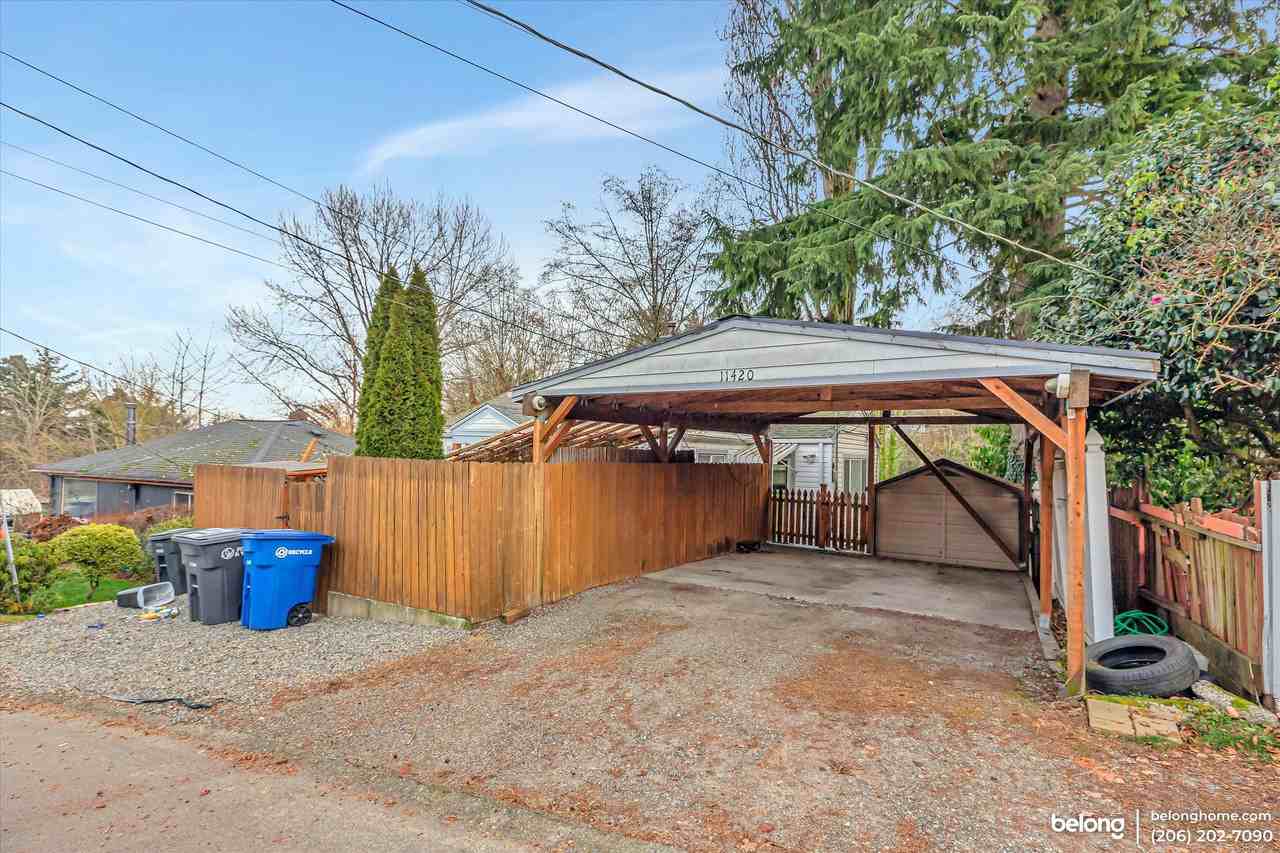 11420 Roseberg Ave S - Photo 2 of 17