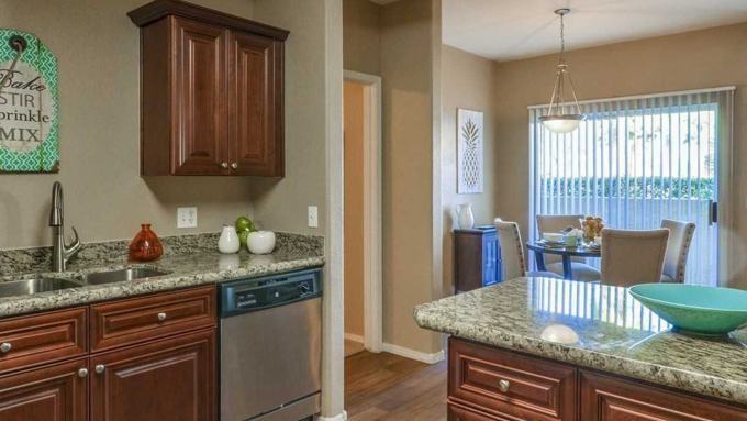 Villas on Bell - Photo 6 of 21