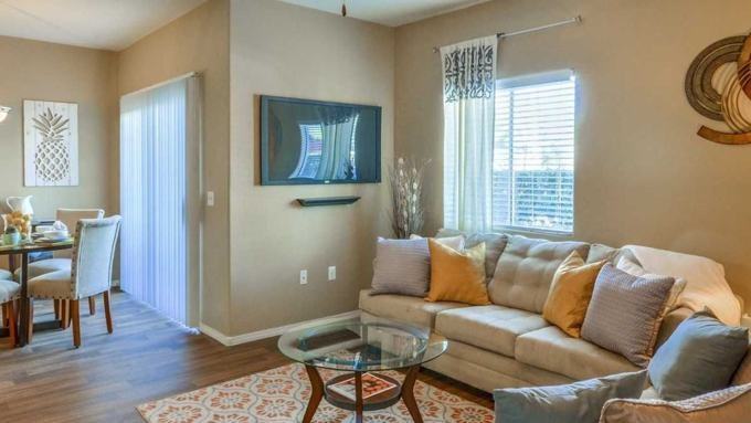 Villas on Bell - Photo 4 of 21