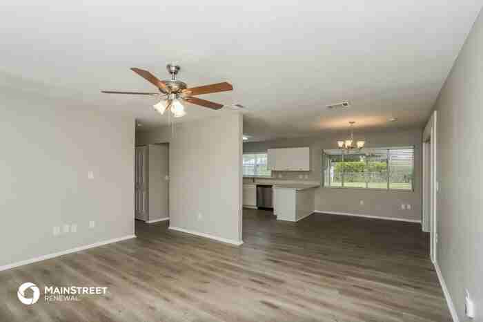 5403 Trekell St - Photo 3 of 15
