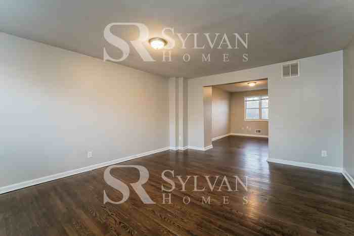 5664 Whitby Rd - Photo 3 of 16