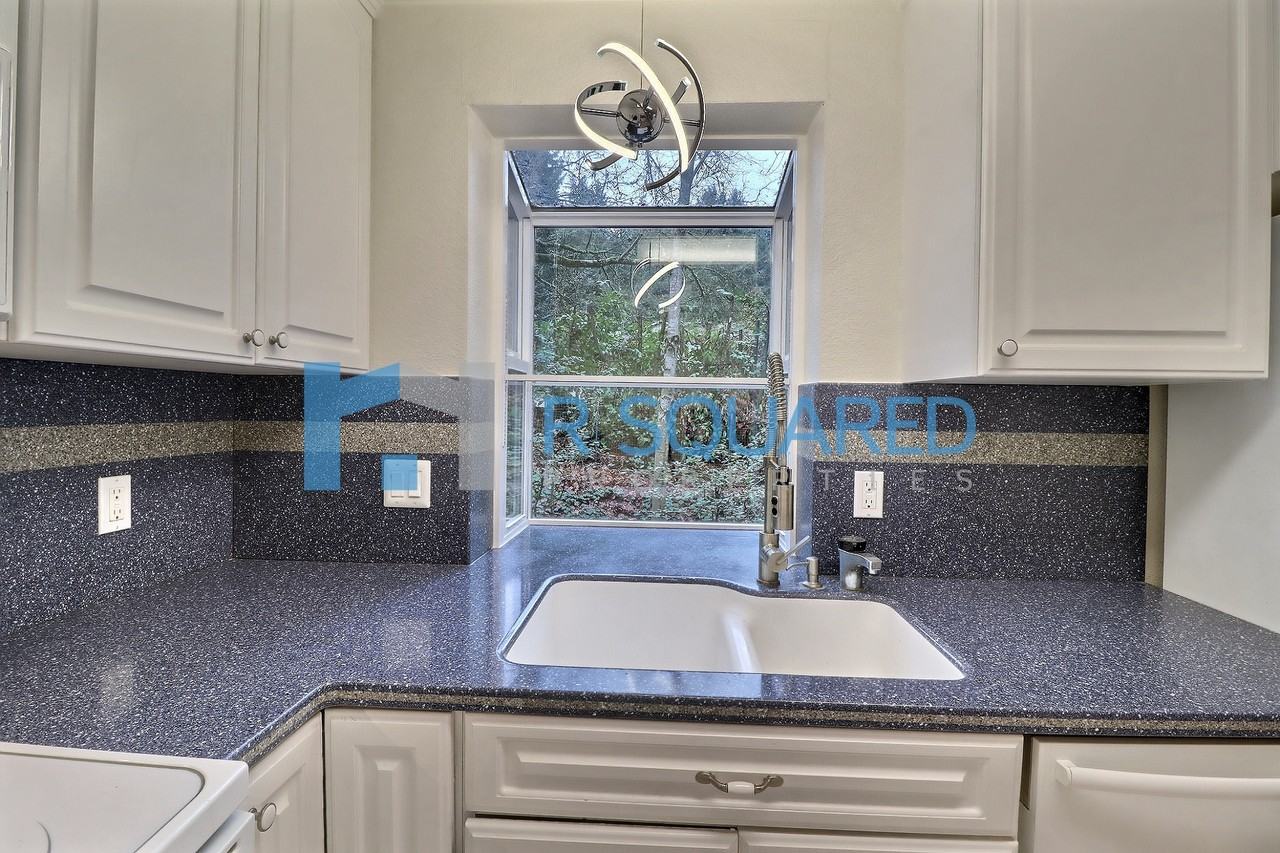 8653 Avondale Road NEUnit B204 #B204 - Photo 6 of 21