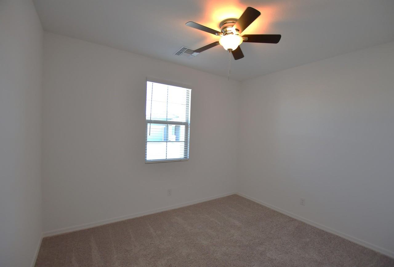 37584 N Singletree Dr #1 - Photo 3 of 21