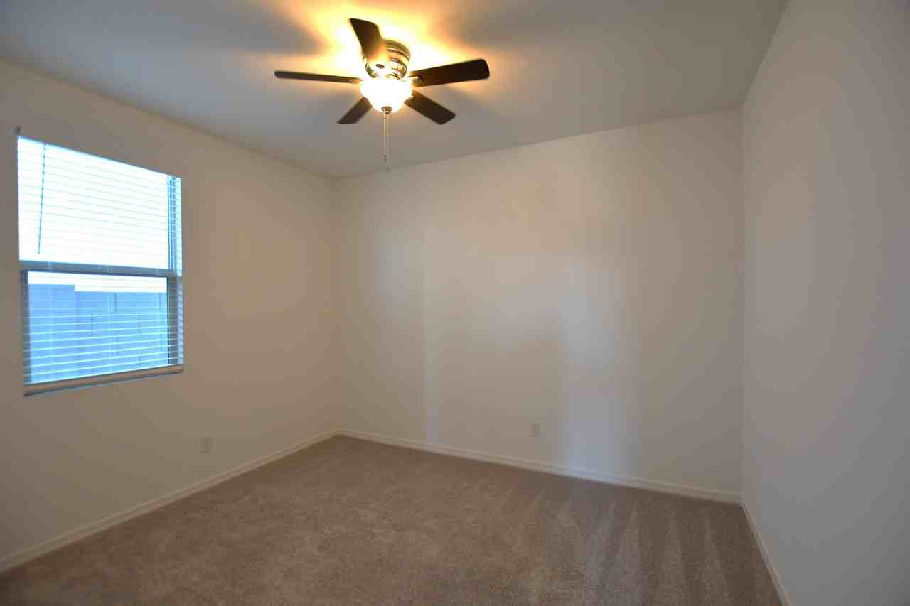 37584 N Singletree Dr #1 - Photo 6 of 21