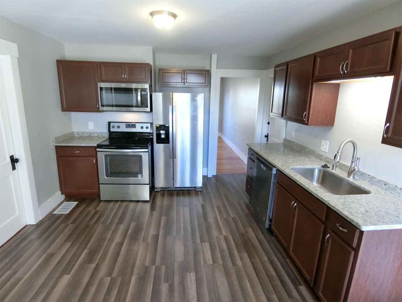 19-21 Cross Street - 19:1R #19-1R - Photo 2 of 28