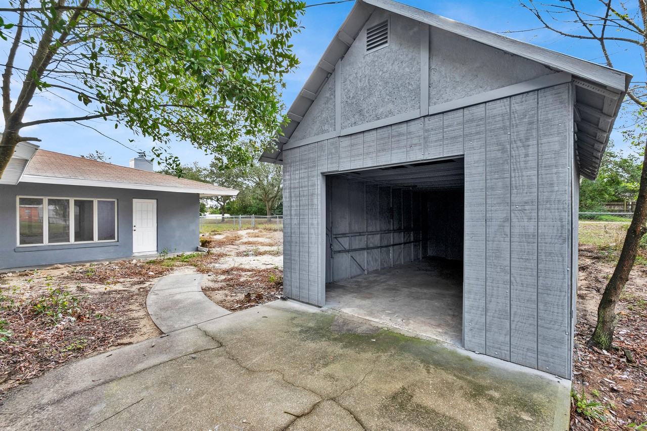 815 Sherwood Dr #1 - Photo 6 of 25