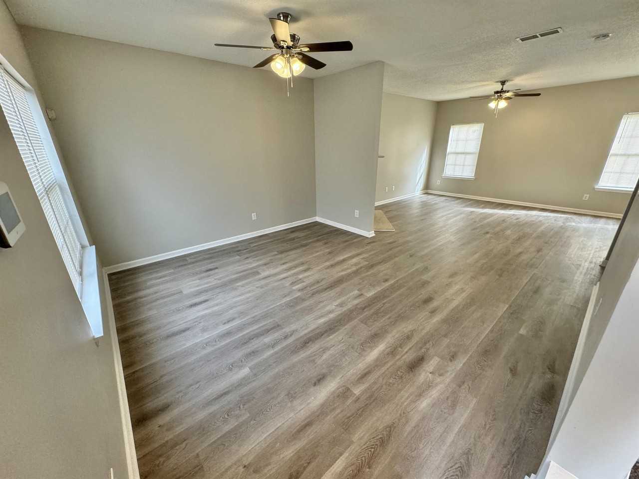 1916 Chadberry Walk #1 - Photo 4 of 16