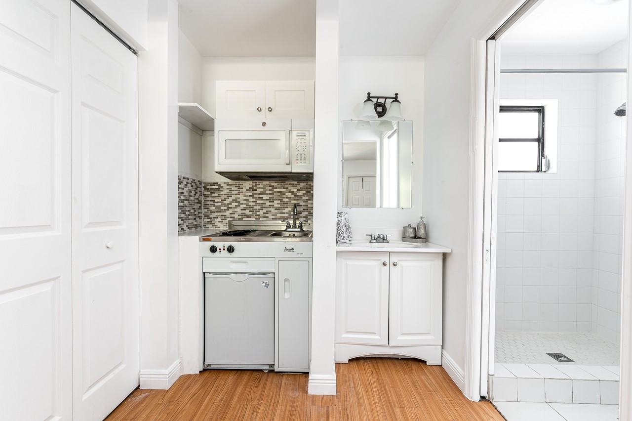 FL 802 Highway #1511-1 - Photo 2 of 5