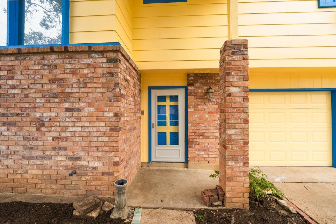 8914 Brightwater - Photo 3 of 18