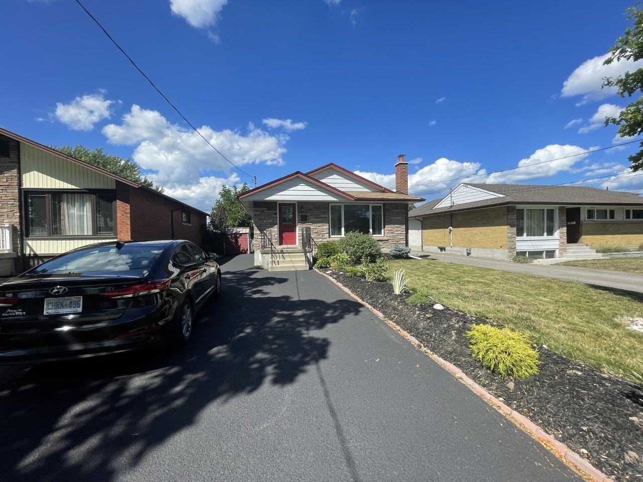 15 Burfield Apartments in Huntington, Hamilton, ON L8T 2J8 Zumper