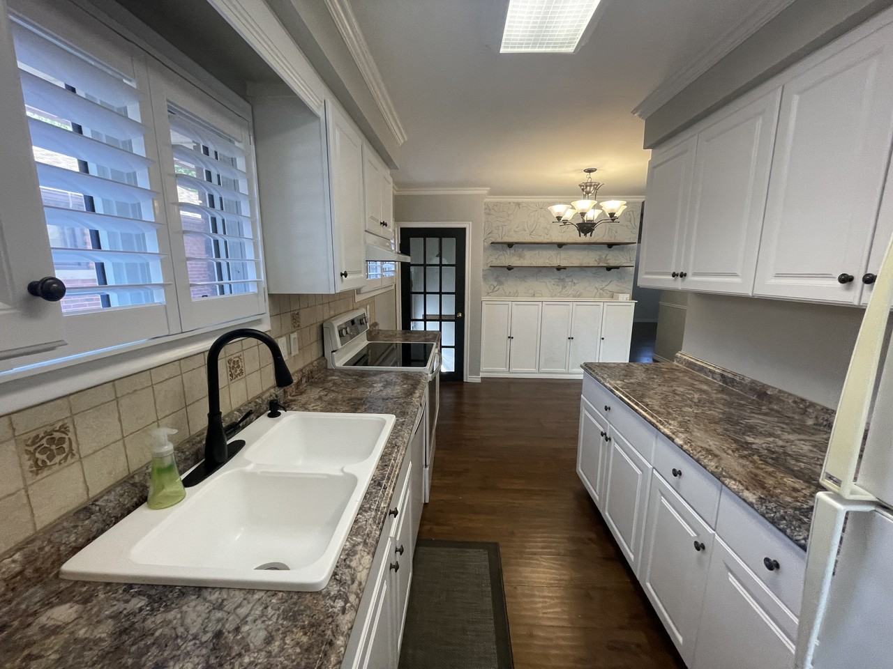 15 Burfield Apartments in Huntington, Hamilton, ON L8T 2J8 Zumper