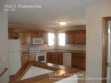 1940 S Powahatan Ct - Photo 3 of 8