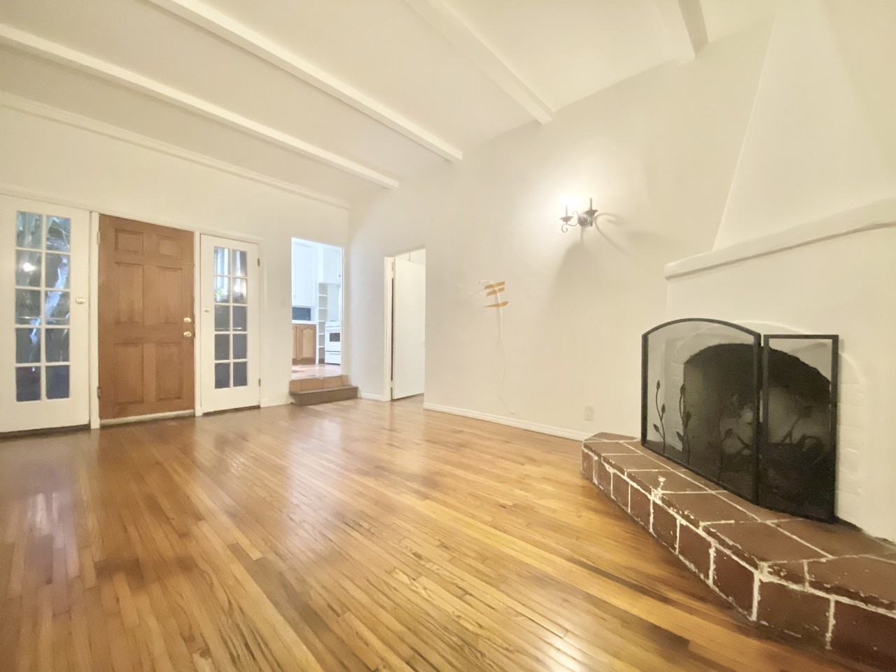 407 S Coronado St #A - Photo 2 of 14