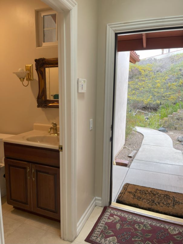 2237 Winsome Pl - Photo 6 of 10