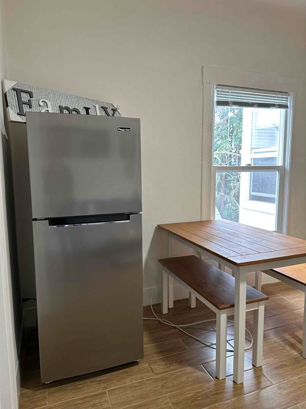 323 Portland Ave #4 - Photo 2 of 9