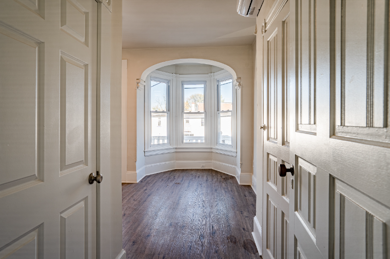 400 Bridge St #5 - Photo 4 of 22