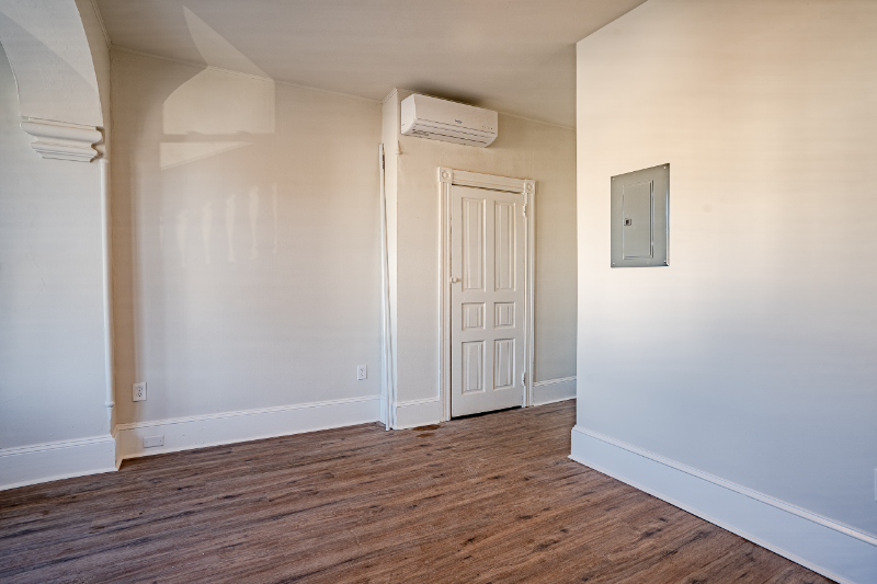 400 Bridge St #5 - Photo 6 of 22