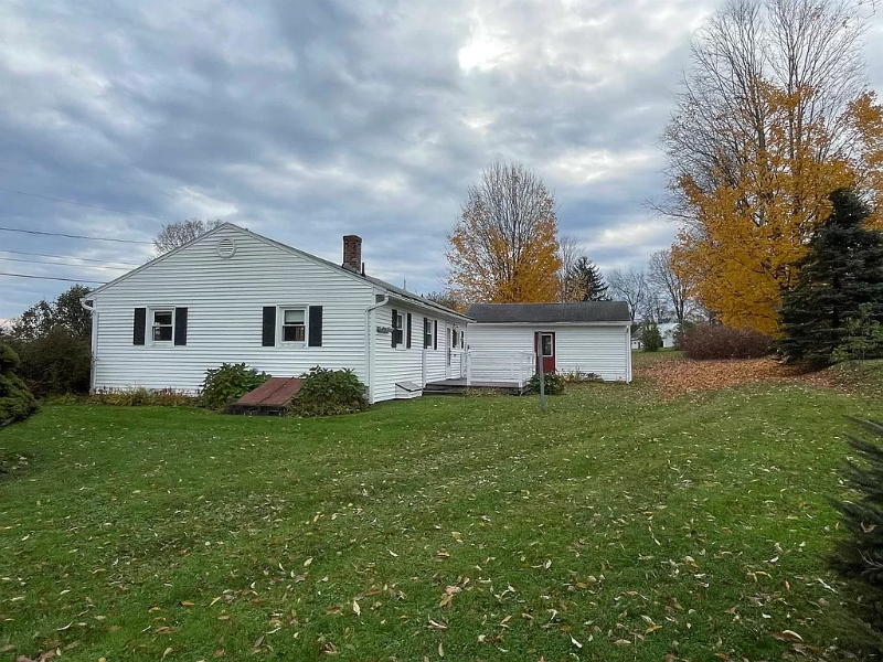 110 Mountain View Dr - Photo 3 of 19