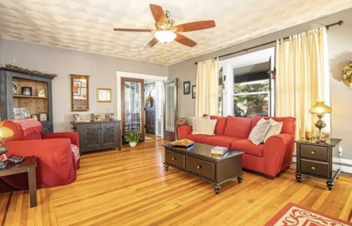 1014 Smithfield Ave #NA - Photo 3 of 11