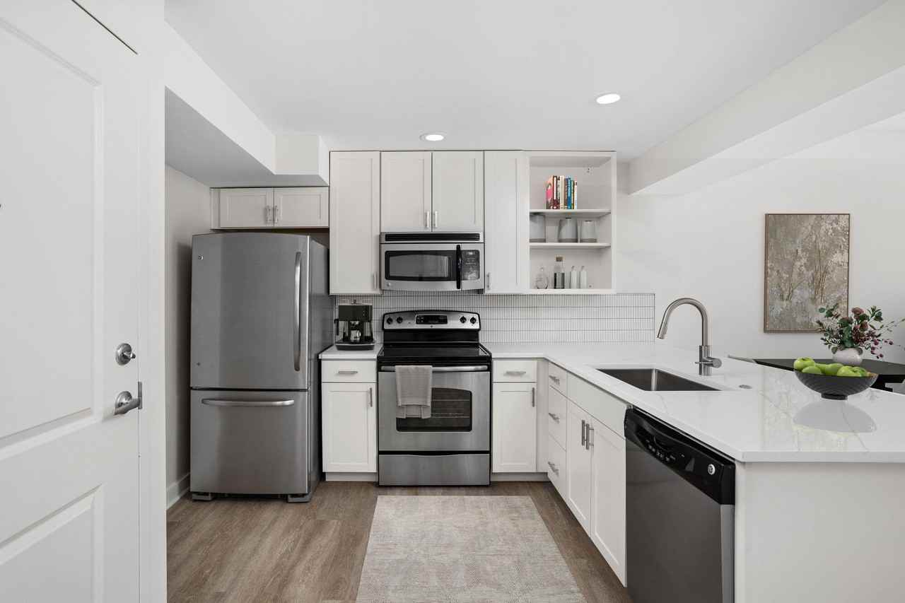 VITRA Apartments - Photo 6 of 36