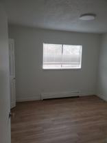 1529 Boundary Cres #C7 - Photo 1 of 1