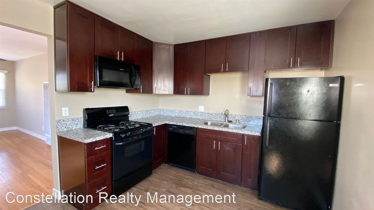 4154-4158 Estrella Avenue - Photo 3 of 8