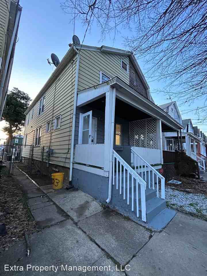 123 S Walter Ave - Photo 3 of 13