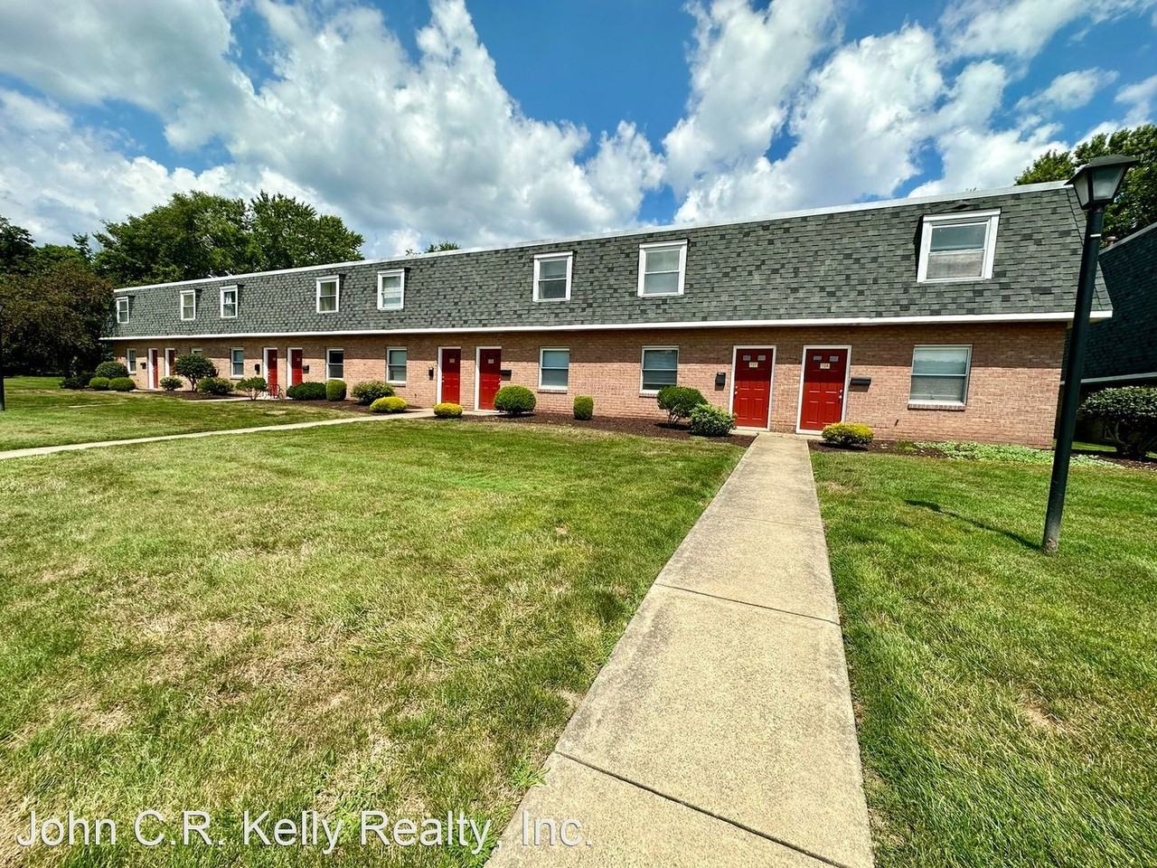 Hemlock Square Apartments 701 Hemlock Sq, Zelienople, PA 16063 Zumper