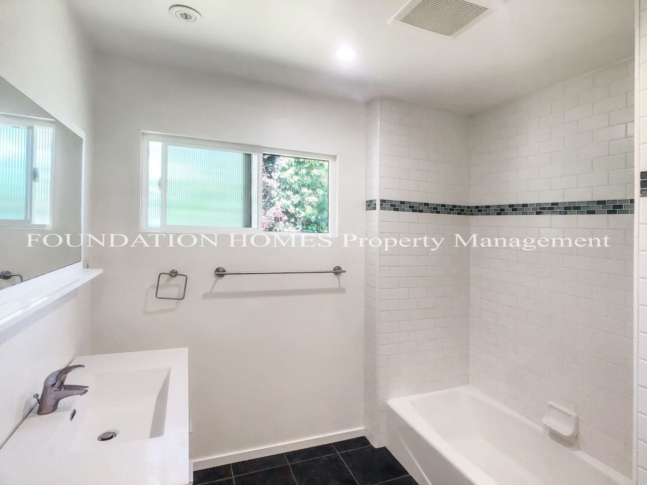 199 Morning Sun Ave - Photo 2 of 12