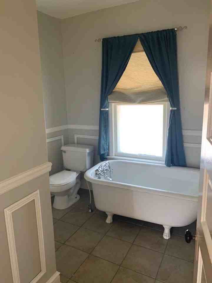 63 Wengler Ave - Photo 3 of 13