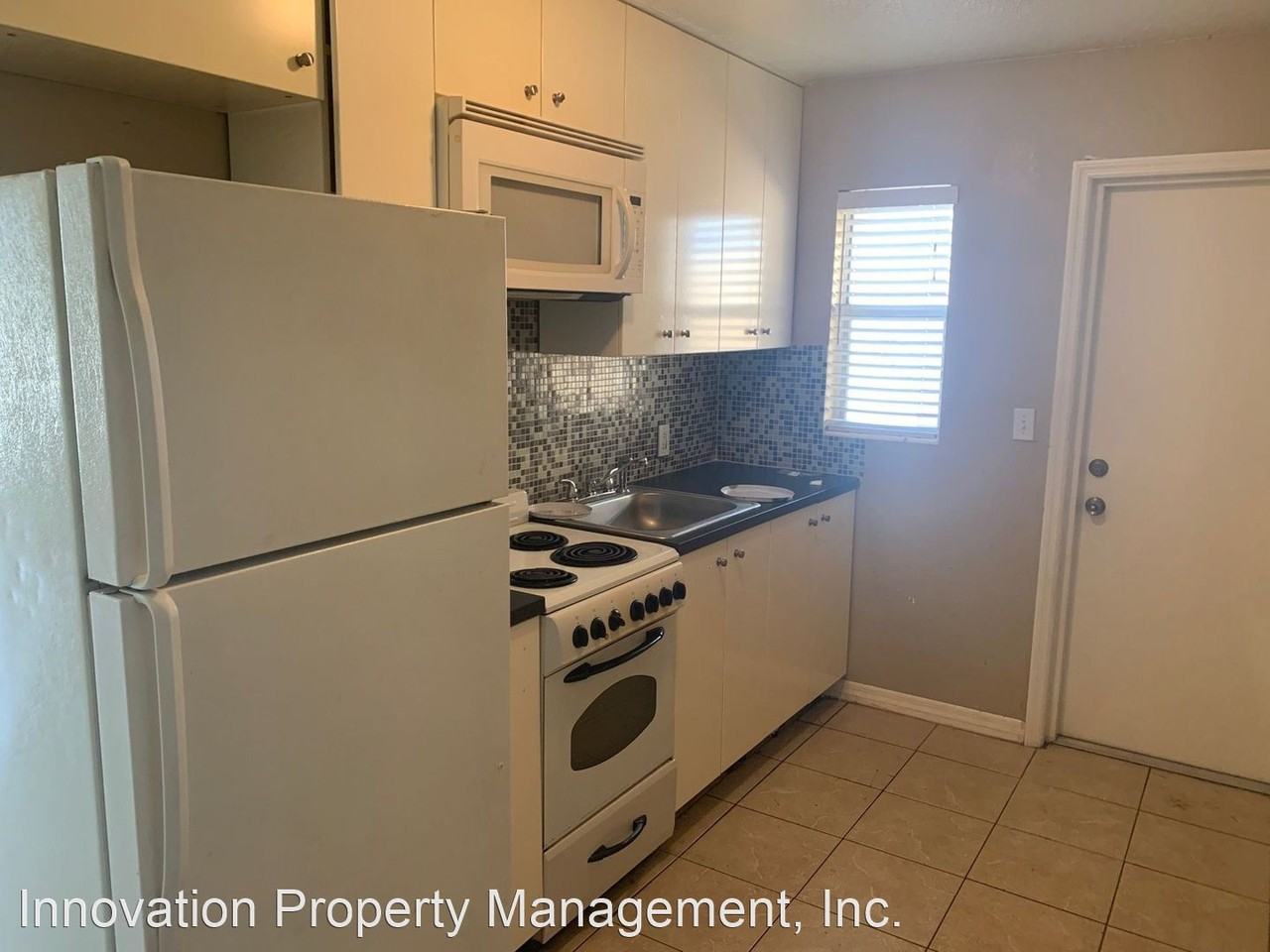 East Montrose ST. - Photo 2 of 6