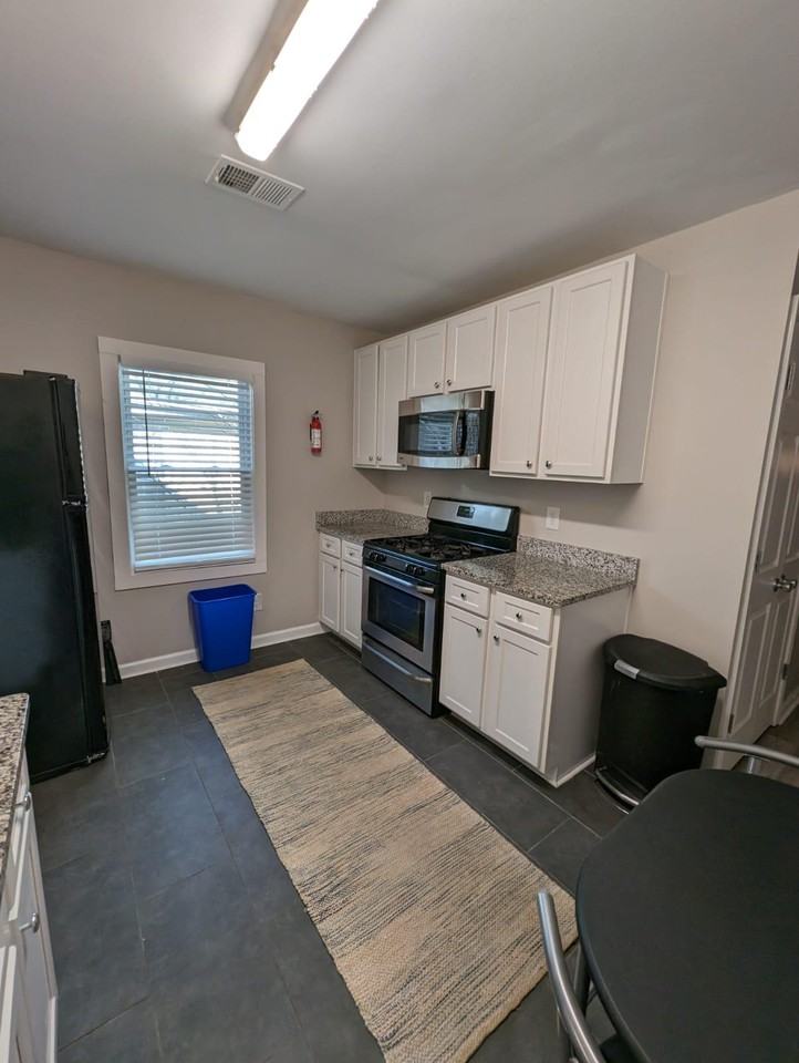 Mcdaniel St Sw - Photo 2 of 7